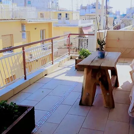 Cleopatras House Corfu Center 公寓